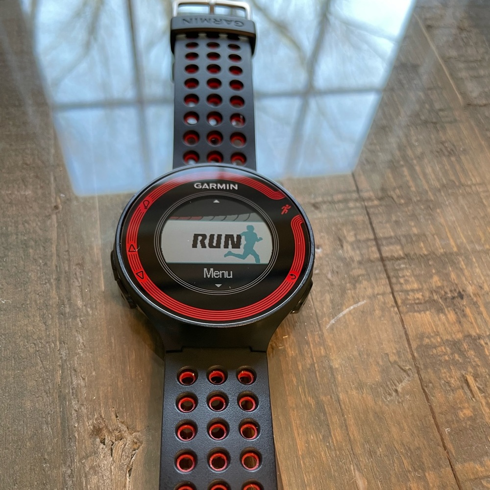 Garmin Forerunner 220 GPS Running Watch